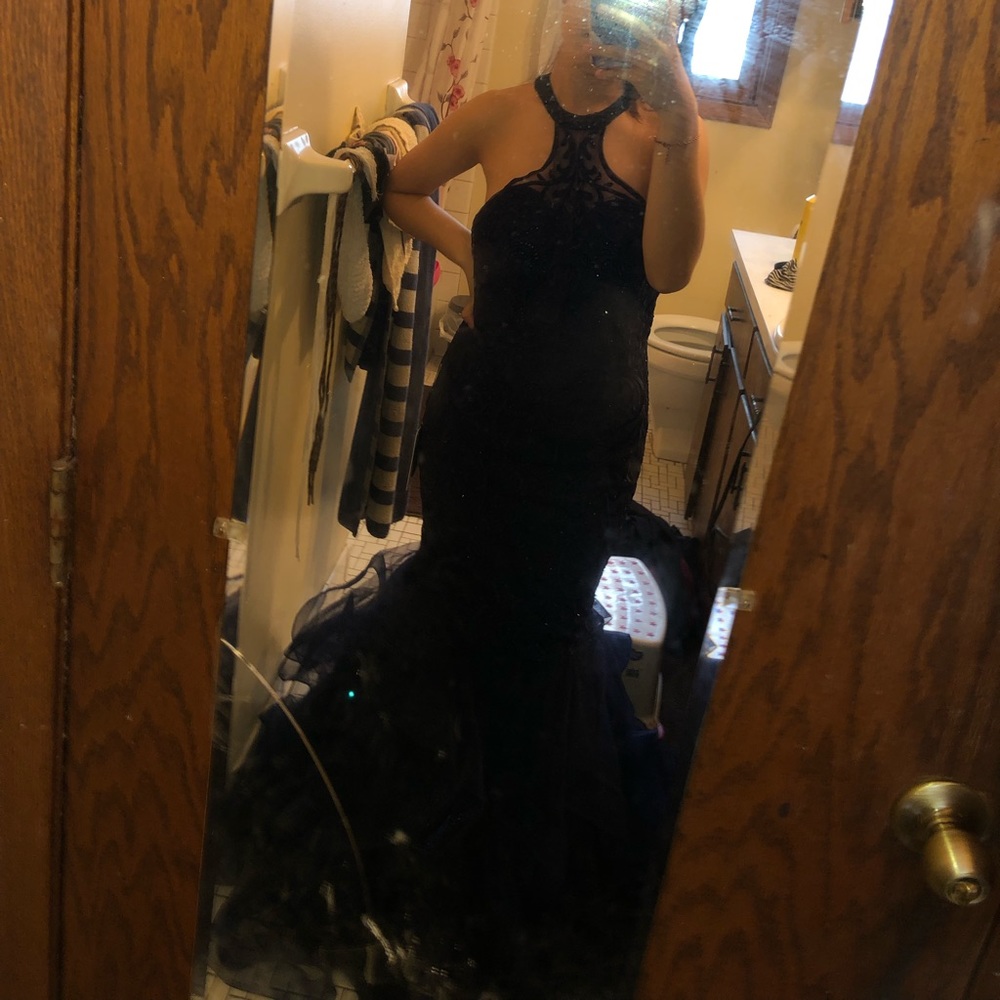 Prom Dress - Picture 4 of 6